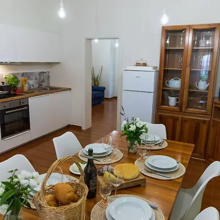 Leccino Tra Collina E Mare By Yohome Fiorenzuola di Focara